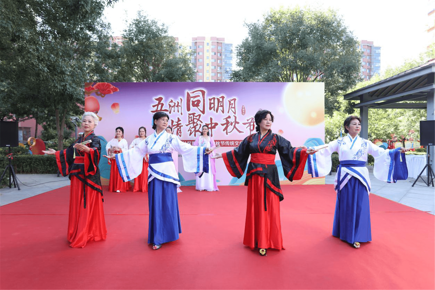 月滿五洲聚祥云，情暖中秋助創(chuàng)城——中糧祥云社區(qū)中秋節(jié)傳統(tǒng)文化活動(dòng)策劃方案